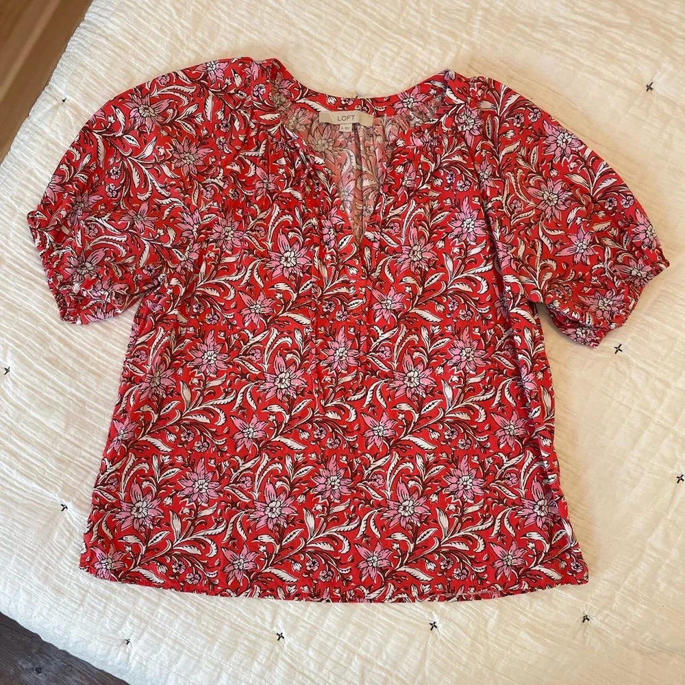 LOFT Spring Bloom Tie Neck Puff Sleeve Floral Puff Sleeve Peasant Top Size M